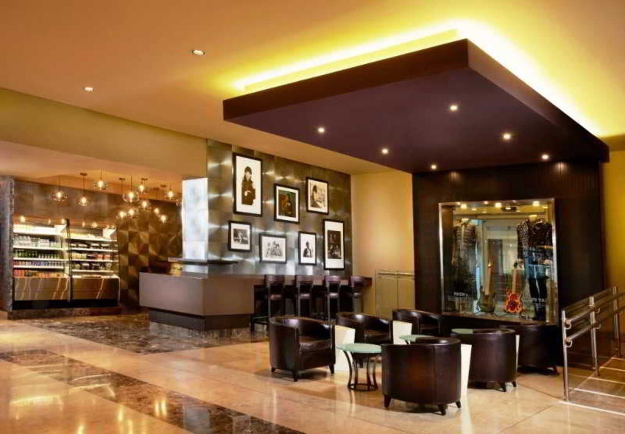 Megapolis Hotel Panama Exterior foto The lobby of the hotel