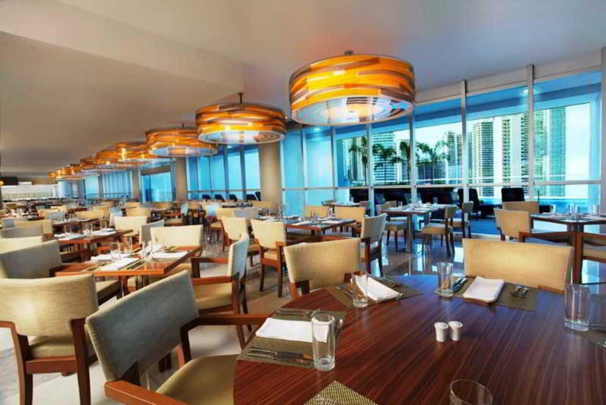Megapolis Hotel Panama Restaurant foto The restaurant