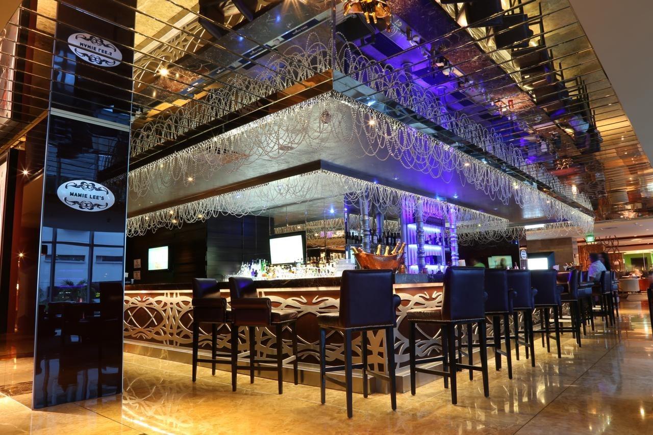 Megapolis Hotel Panama Exterior foto The bar at the lobby