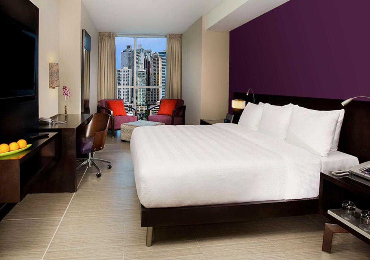 Megapolis Hotel Panama Exterior foto A room at the hotel