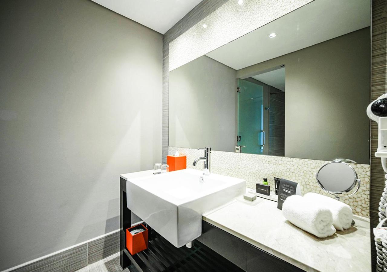 Megapolis Hotel Panama Exterior foto Bathroom